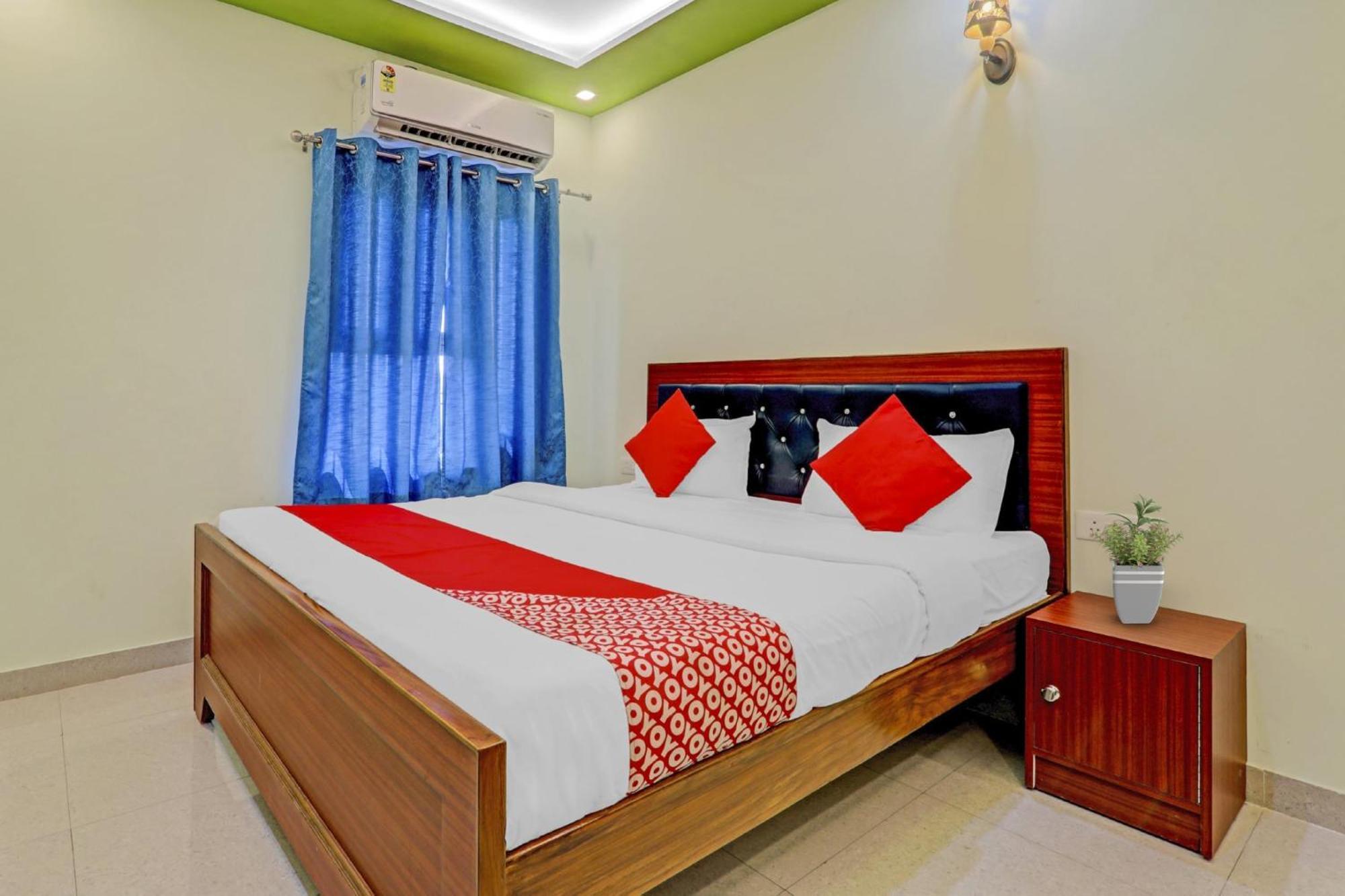 Hotel O Chauhan Palace Lucknow Eksteriør billede